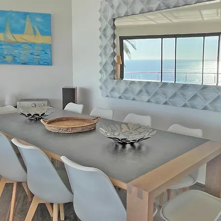 French Paradis Willa