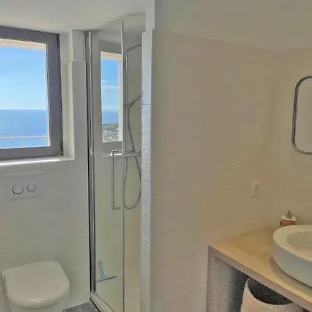 French Paradis Willa *